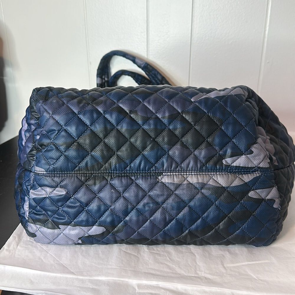 OLIVER THOMAS Wingwoman Large Tote Bag Blue Camo Travel Luggage Purse - Picture 9 of 17